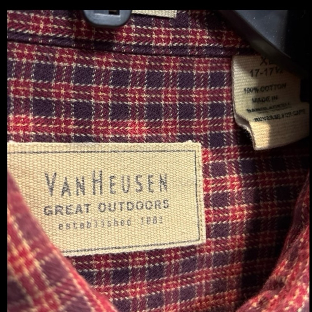 Men’s long sleeve Van Heusen button down shirt - Picture 2 of 5
